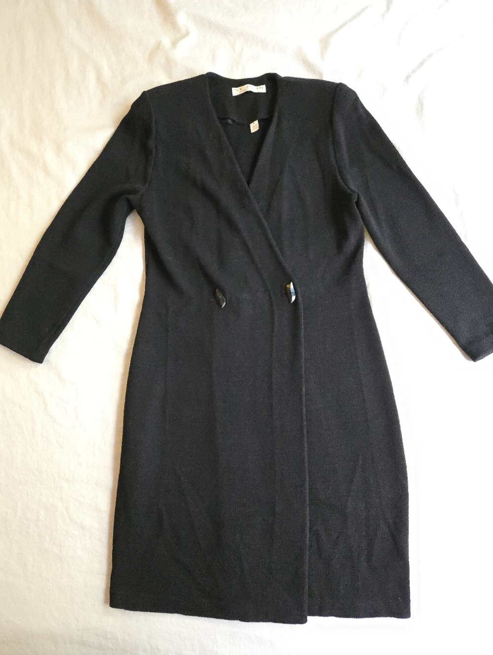 St. John by Marie Gray Vintage Black Button Closure Long Cardigan Dress CW3